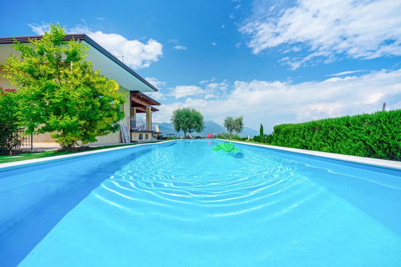 הוילה סויאנו דל לאגו Piscina Panoramica - La Casa Volante מראה חיצוני תמונה